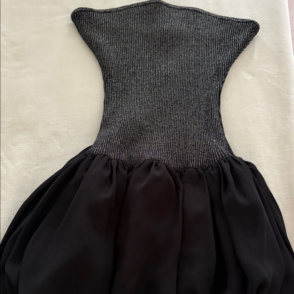 Chic Strapless Black and Gray Dress